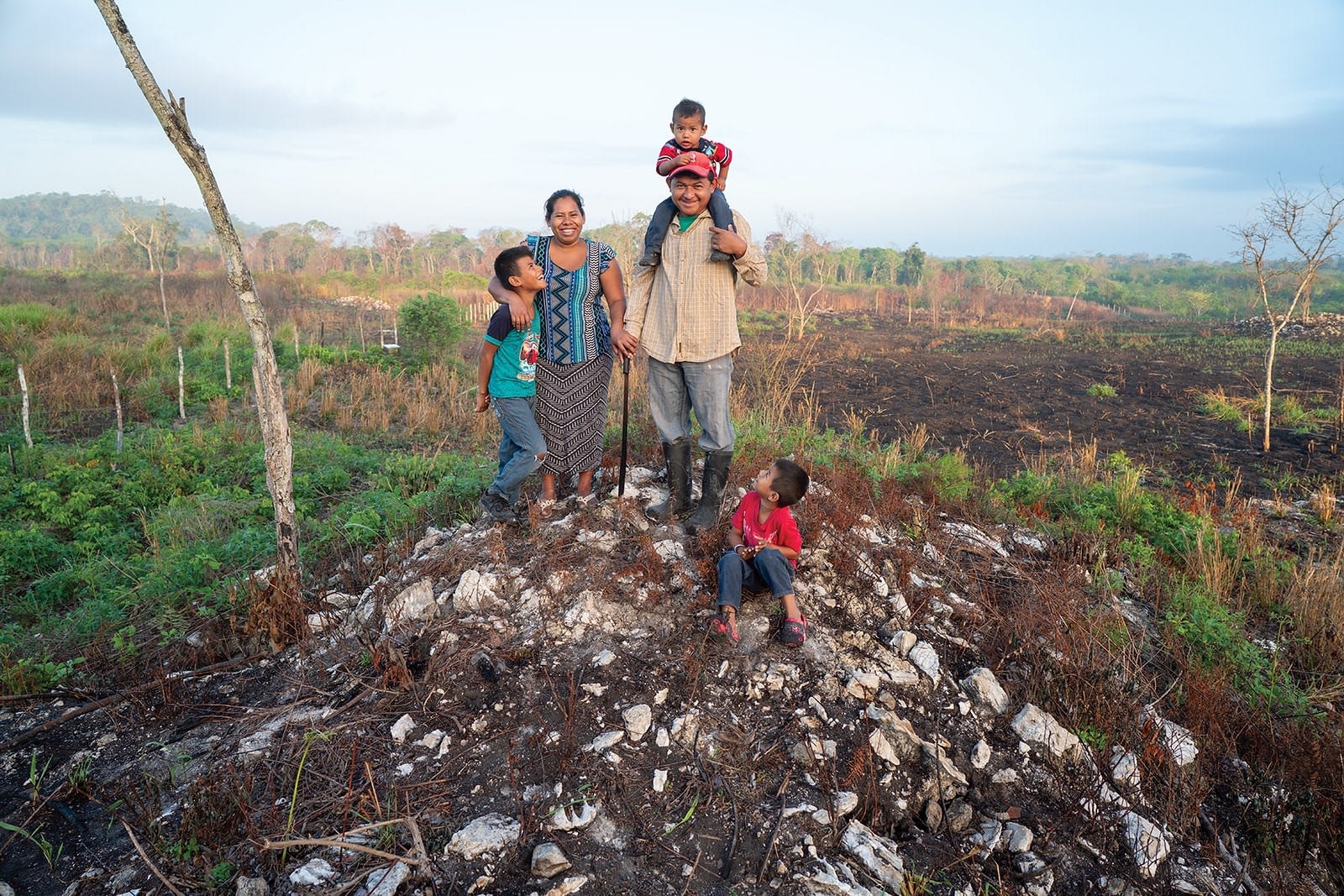 The Rodríguez family, milpa farmers, in Cristóbal Colón, Campeche. (Photo: CIMMYT/Peter Lowe)